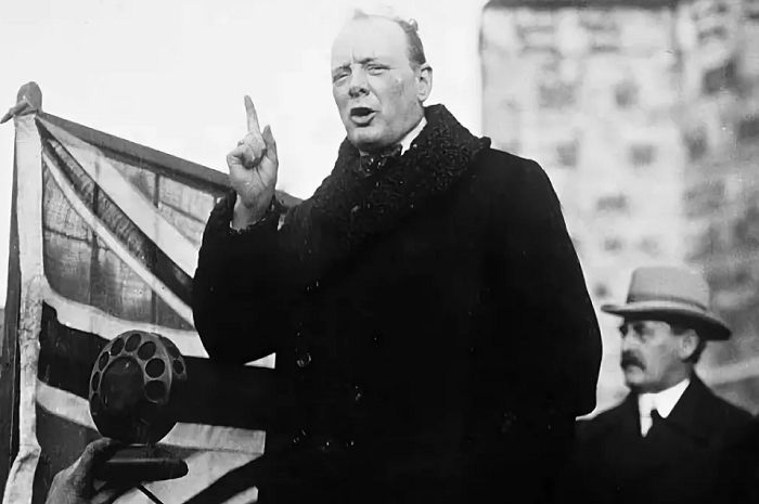 Черчилль оратор