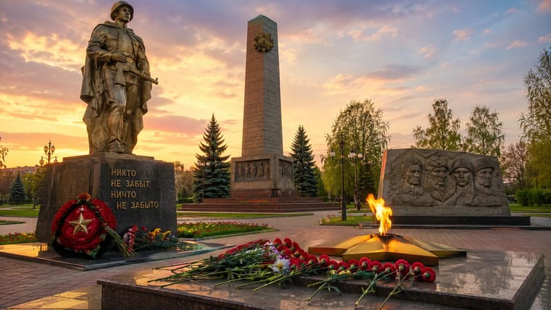Стих про памятник-1.jpg Стих про памятник-1.jpg