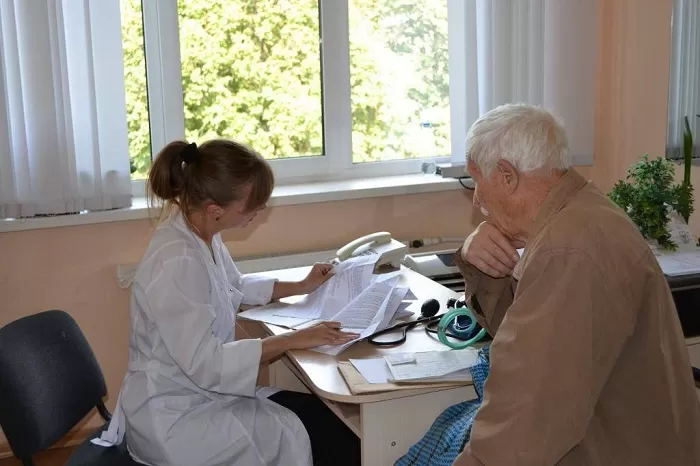 Фельдшер в поликлинике Фельдшер в поликлинике