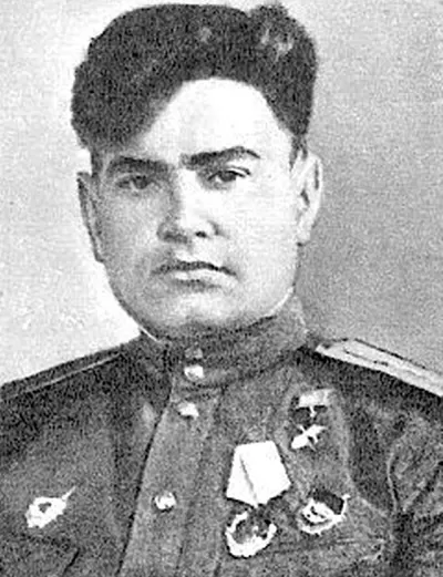 Маресьев в юности Маресьев в юности