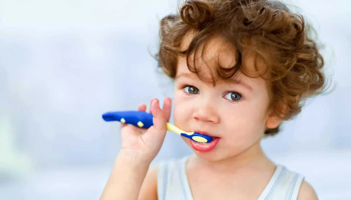Рейтинг зубных щеток для детей