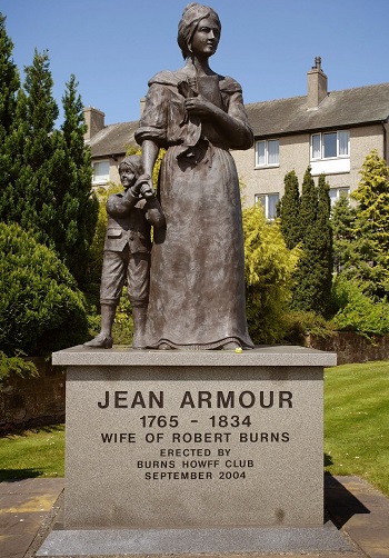 Памятник Джин Армор - жене Бернса