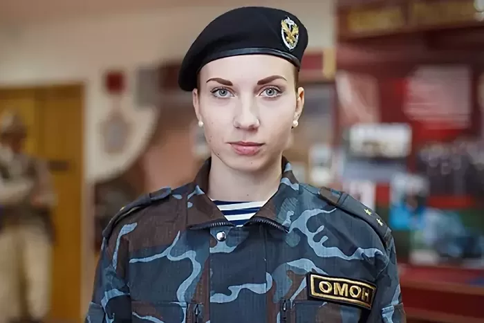 Девушка омоновец Девушка омоновец