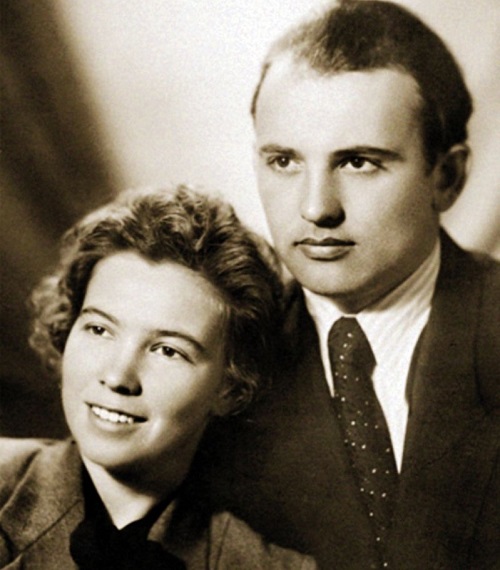 Горбачев и Раиса Максимовна в молодости