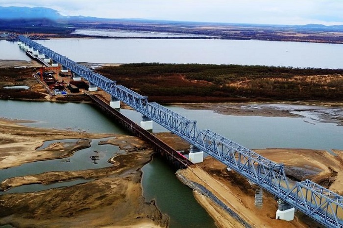 Мост через Амур на границе России с Китаем