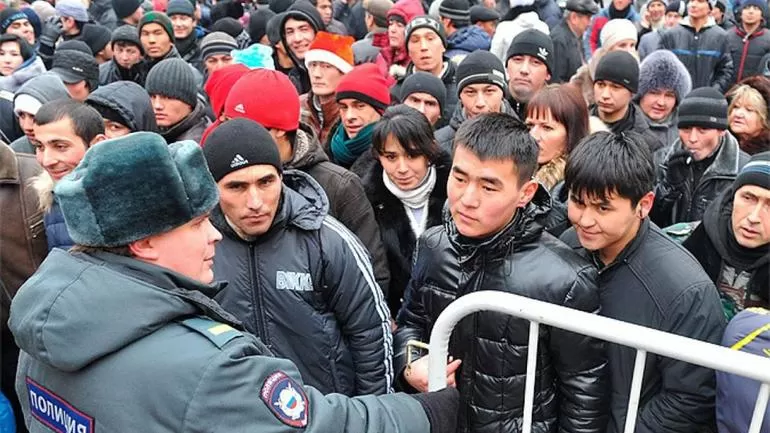 Население иностранного происхождения
