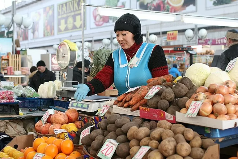 Хорошо реализует продукцию на рынке по заниженной стоимости.