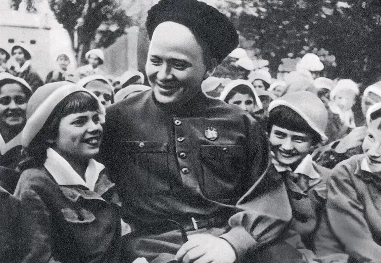 Настоящая фамилия Гайдара