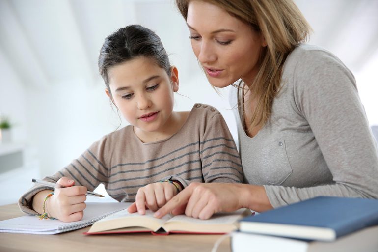 Многие родители хотят помочь ребенку подробнее изучить материал 