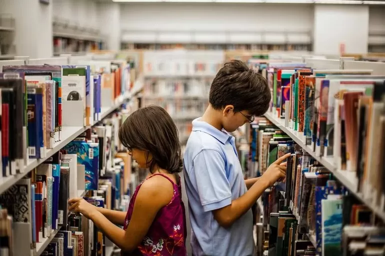 Дети выбирают книги