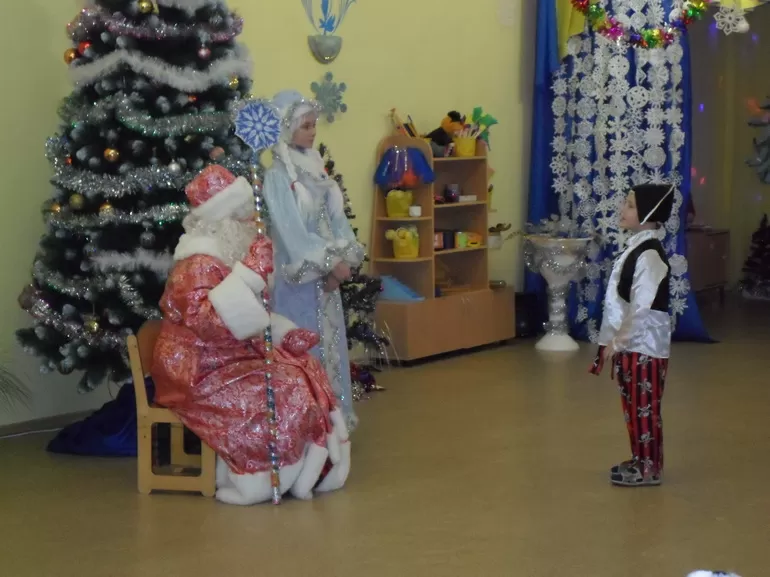 Новогодний утренник в детском саду