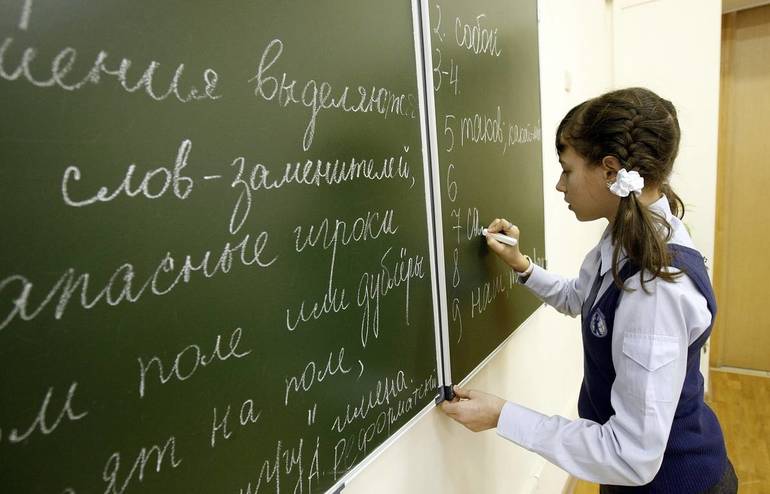 Примеры безличных глаголов в предложениях