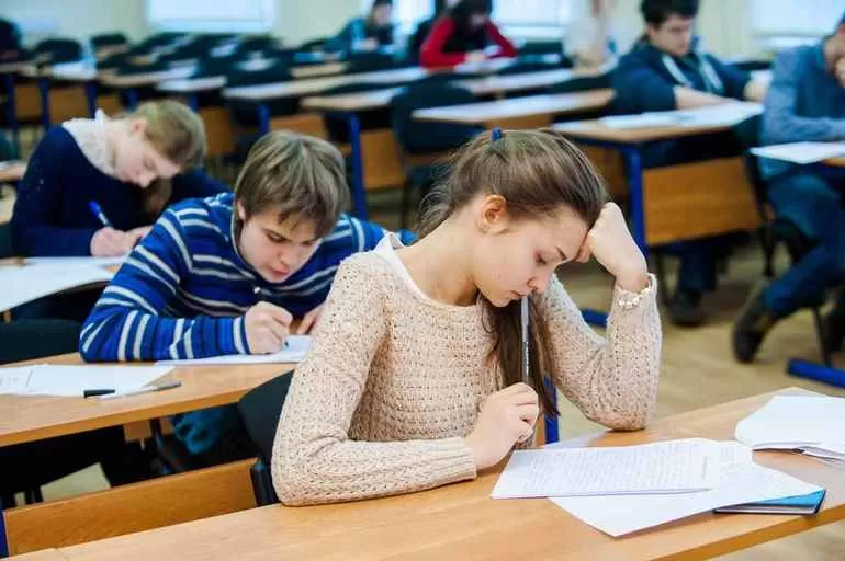 Как писать наречия