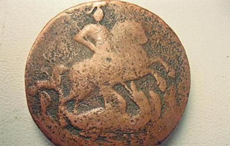 Первые изображения святого Георгия на монеах