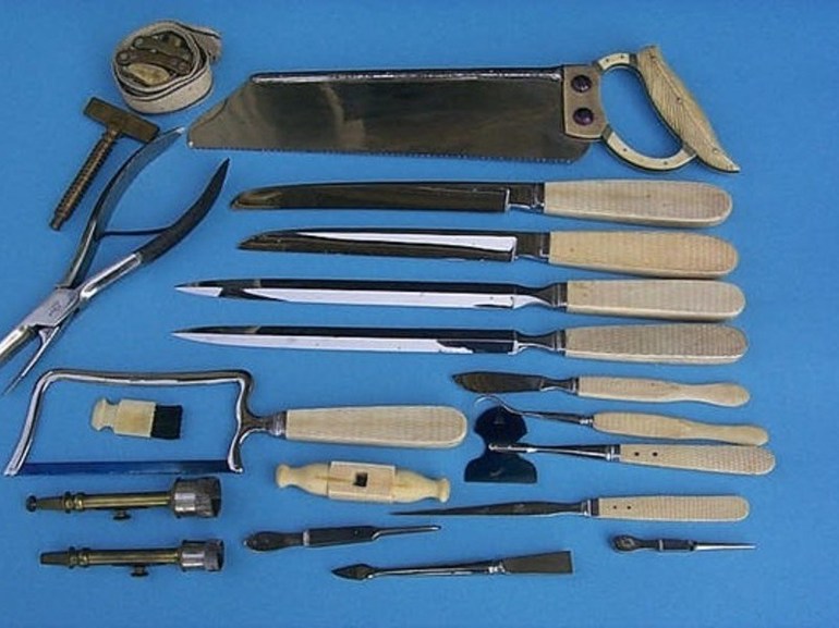 Инструменты патологоанатома
