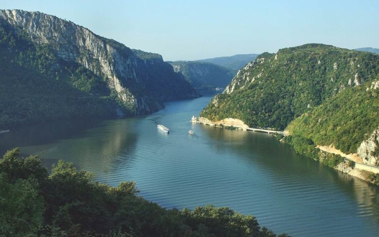 География и хозяйственное использование бассейна реки Дунай