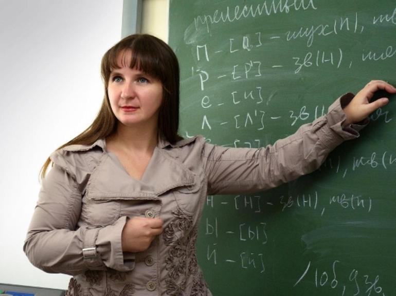 В школах на уроках русского языка