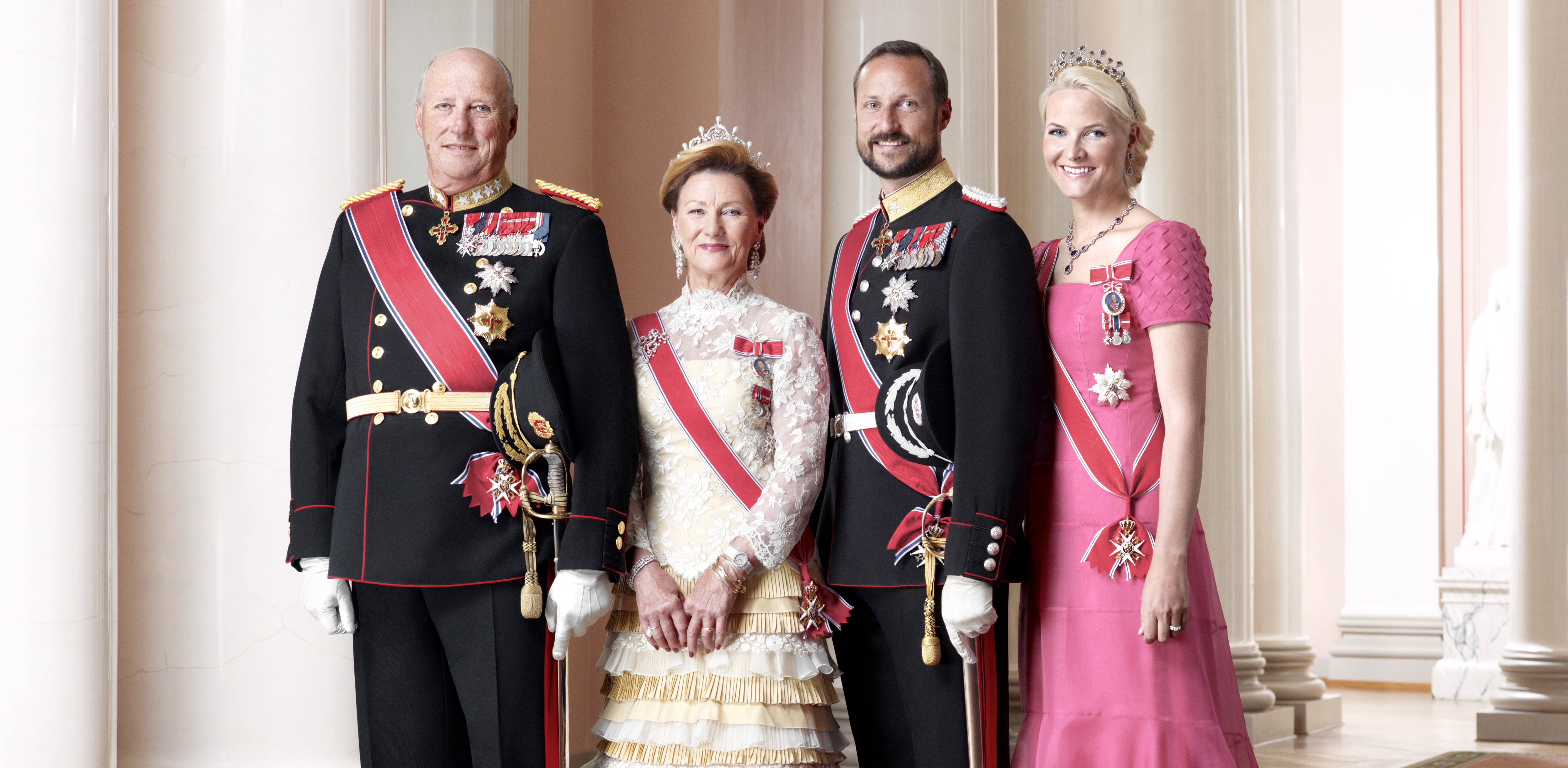 Шведская королевская династия. Король Хокон Норвегия. Харальд v (Монарх, Король),. Королевская семья Дании. Короля Харальда i.