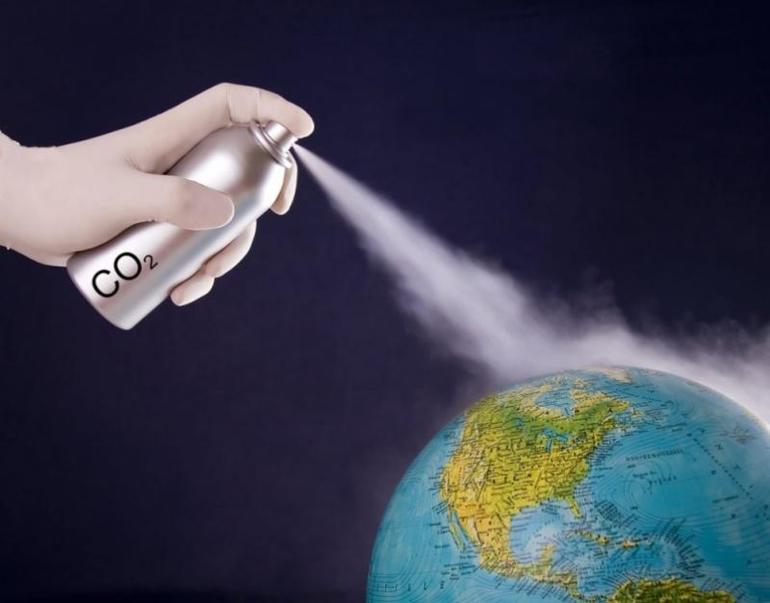 Углекислый газ присутствует в воздухе, земле и воде