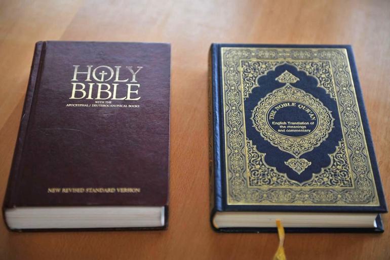 Создание единого писания, например, Библии, Корана