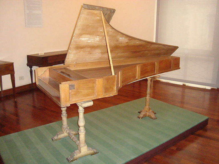 Первое фортепиано