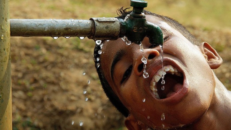 Нехватку питьевой воды