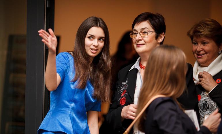 Хостес что это за профессия