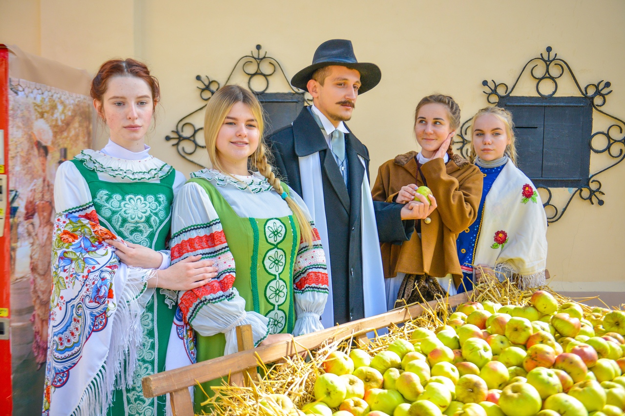 Фестиваль Антоновские яблоки Елец