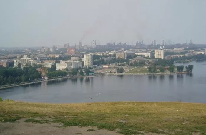 Рис. 2 .Вид на центр Нижнего Тагила с Лисьей горы