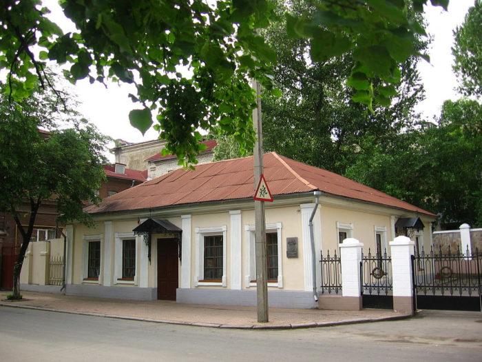 Рис. 6. Дом семьи Далей в Луганске, сейчас дом-музей